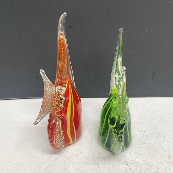 Handblown Glass Fish Paperweights Red Green Pair - Picture 6 of 15